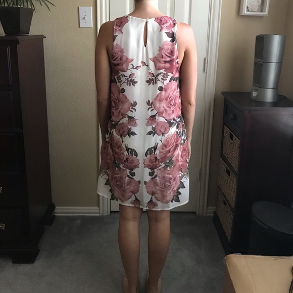 Pinkish & white Floral Dress - Picture 5 of 10